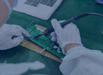 专业的设备操作人员